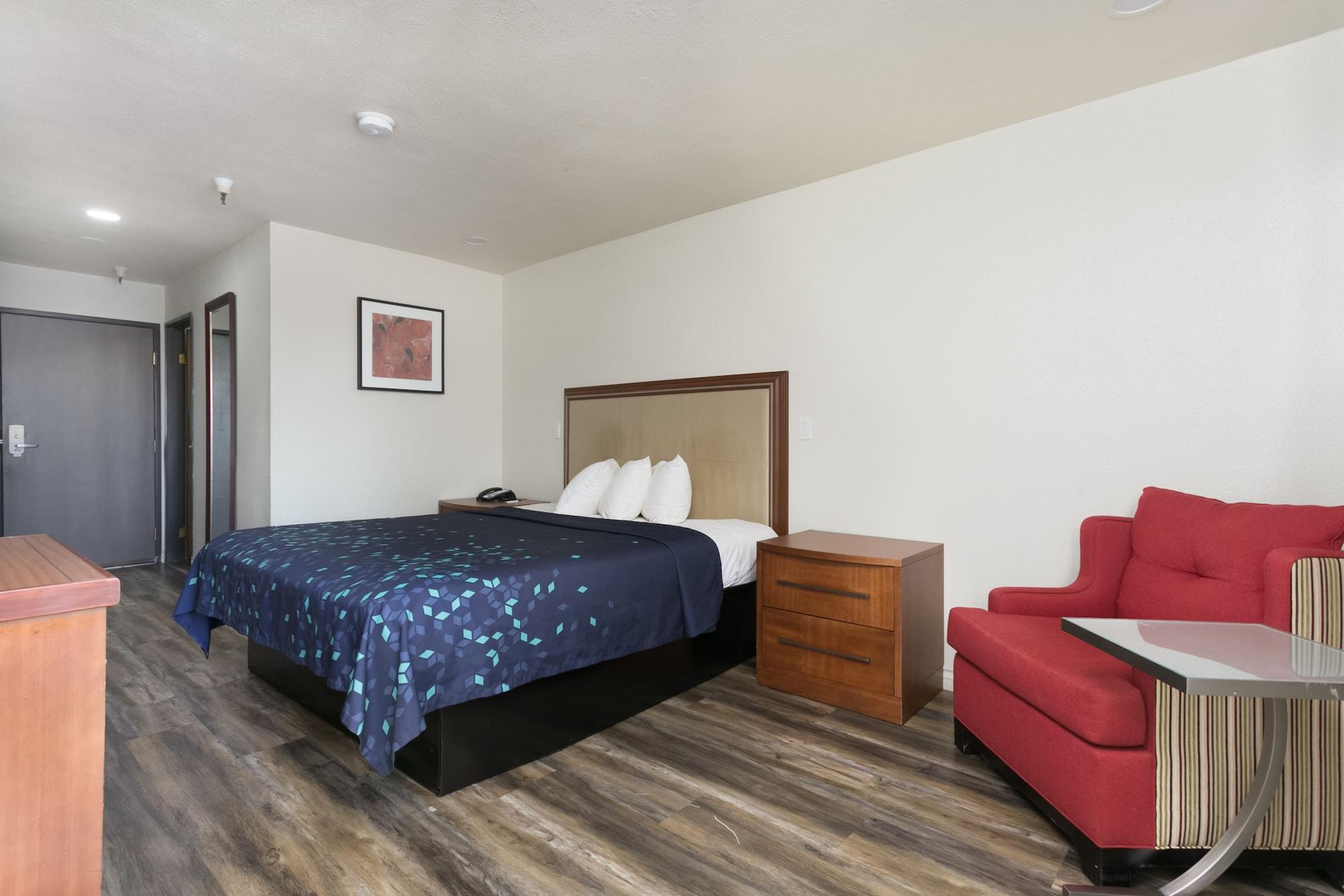 Americas Best Value Inn Stockton Exterior photo